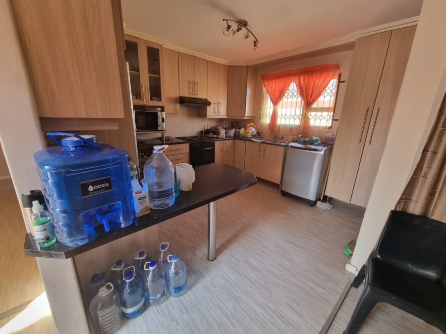 2 Bedroom Property for Sale in Mdantsane Nu 14 Eastern Cape